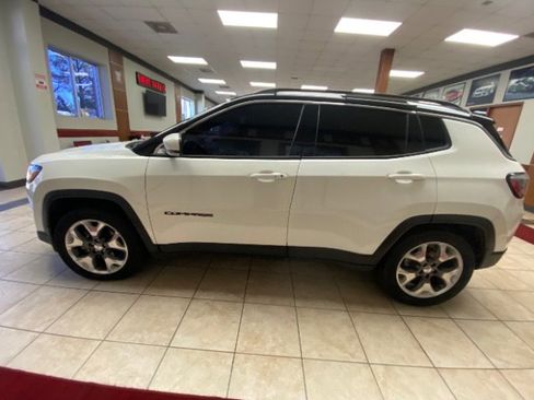 Used 2020 Jeep Compass Limited image 2