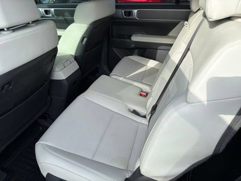 Used 2024 Hyundai Santa Fe SEL FWD image 18