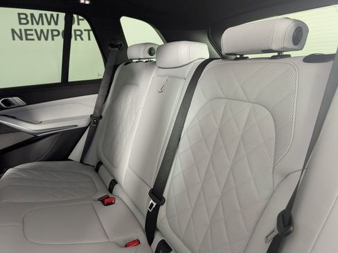 New 2026 BMW X5 xDrive40i image 15