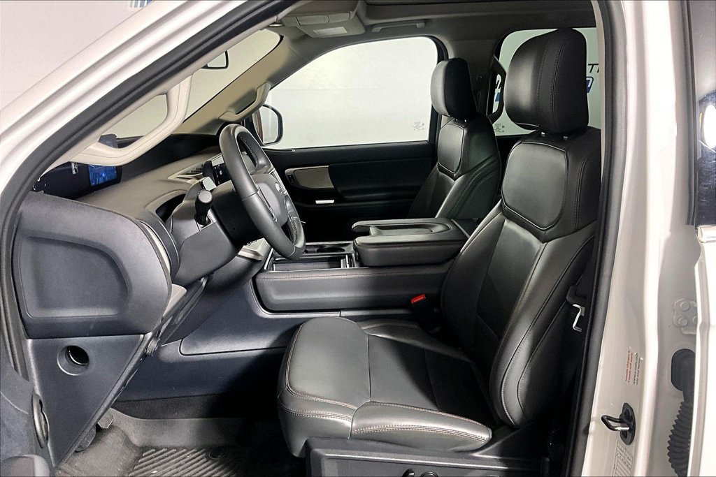 Certified 2025 Ford Expedition Active AWD/4WD image 20