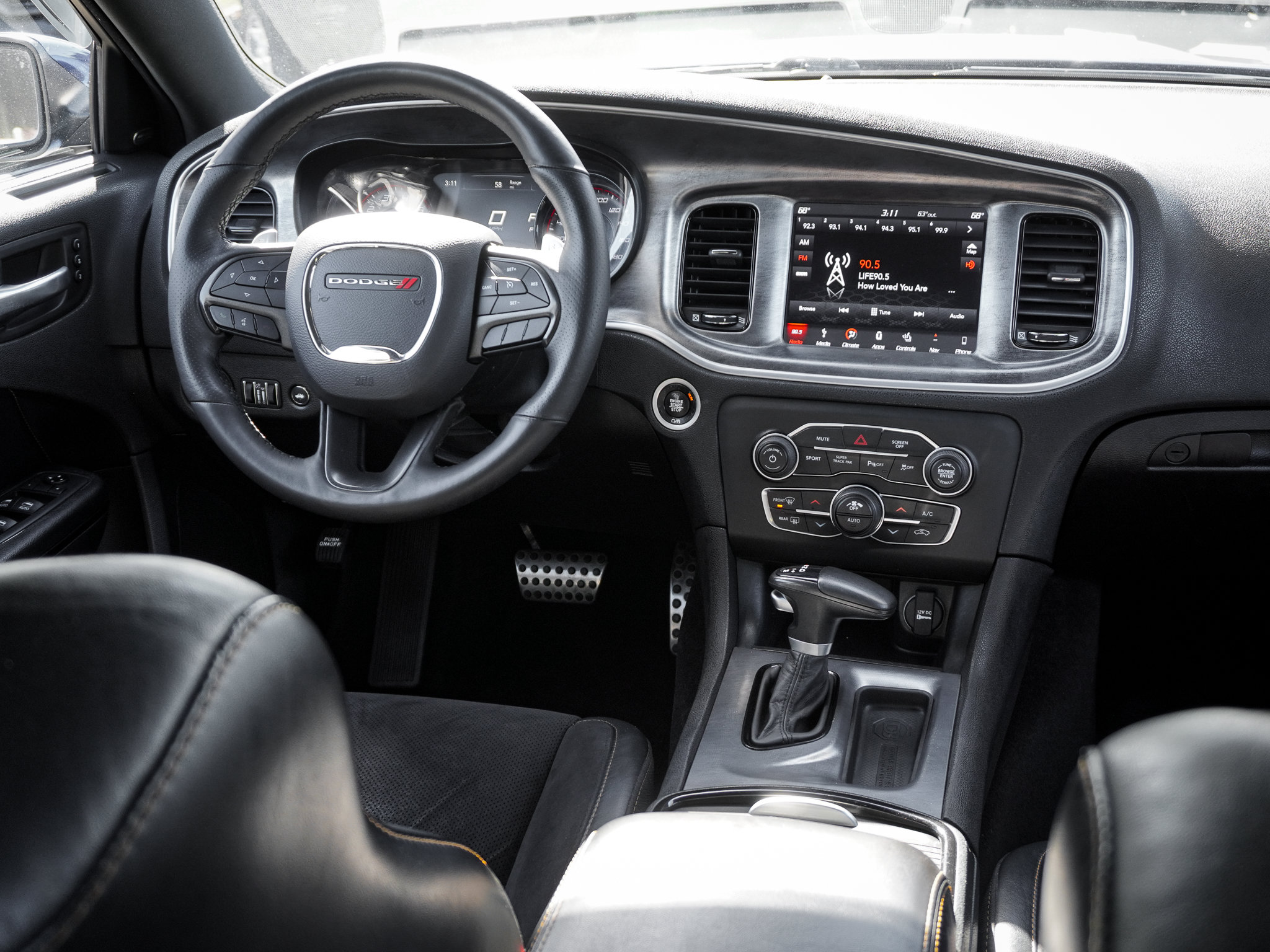 Used 2018 Dodge Charger R/T RWD image 29