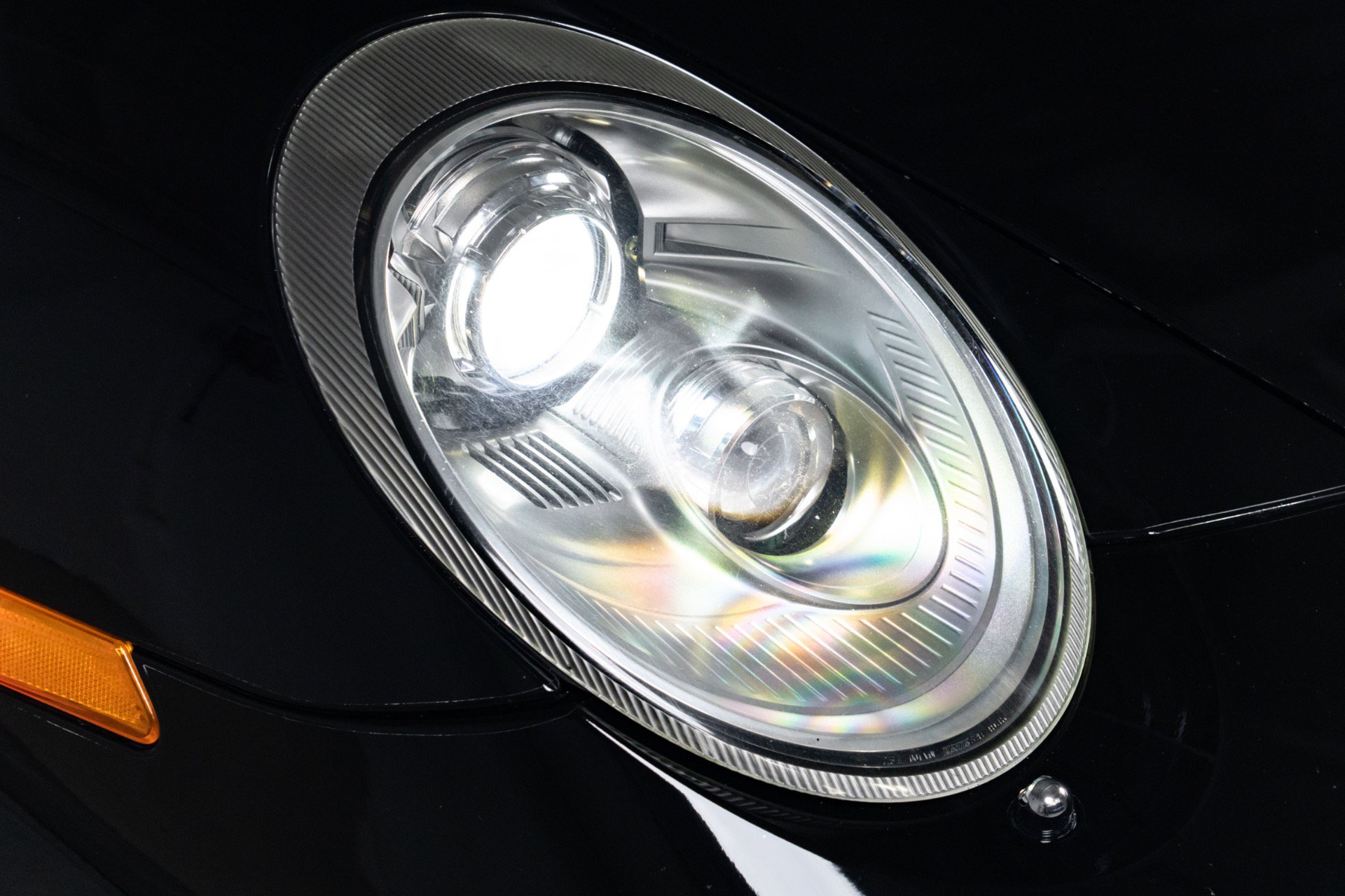 Used 2010 Porsche 911 Cabriolet image 94