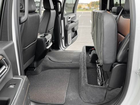 Used 2024 Chevrolet Silverado 2500 High Country image 19