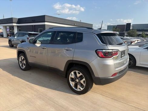 Used 2021 Jeep Compass Limited AWD/4WD image 3