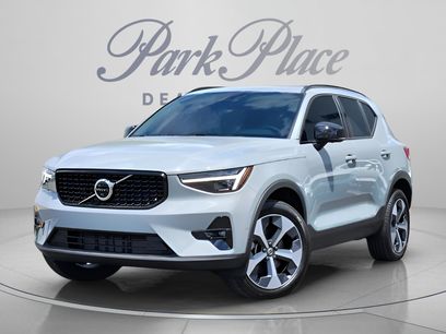 Used 2026 Volvo XC40 B5 Plus w/ Protection Package Premier