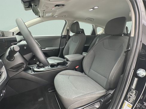 Used 2025 Kia K4 FWD image 13