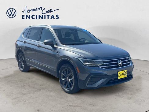 Certified 2023 Volkswagen Tiguan SE FWD image 7