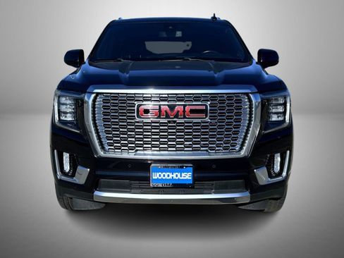 Used 2022 GMC Yukon XL Denali image 2