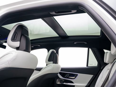 Used 2023 Mercedes-Benz GLC 300 4MATIC image 20