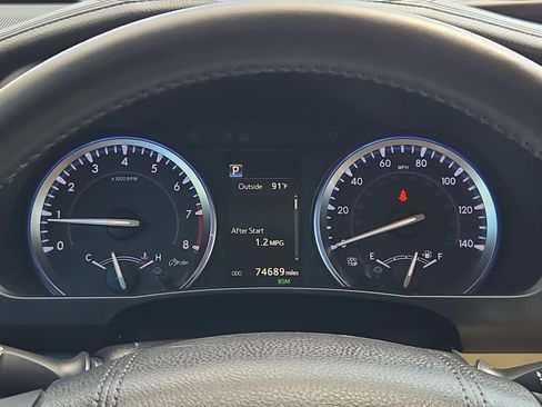 Used 2017 Toyota Highlander Limited FWD image 19