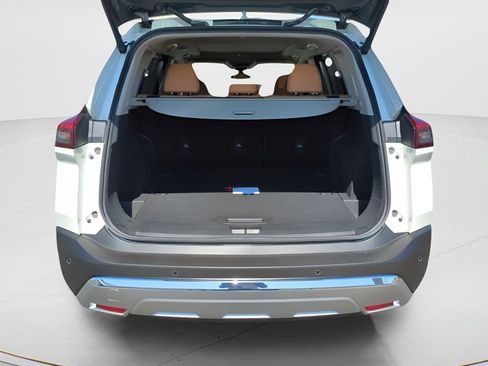 Used 2023 Nissan Rogue Platinum w/ Platinum Premium Package image 12