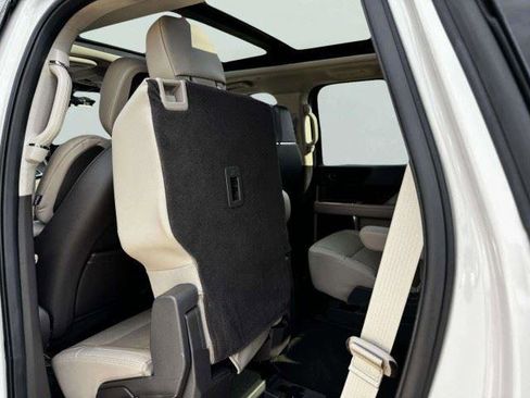 Used 2023 Lincoln Navigator Reserve RWD image 39