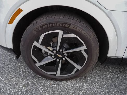 Used 2024 Chevrolet Equinox EV LT FWD image 31