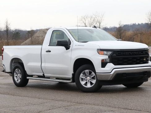 Used 2025 Chevrolet Silverado 1500 W/T RWD image 2
