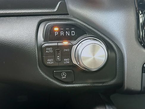 Used 2021 RAM 1500 Laramie w/ Sport Appearance Package AWD/4WD image 16