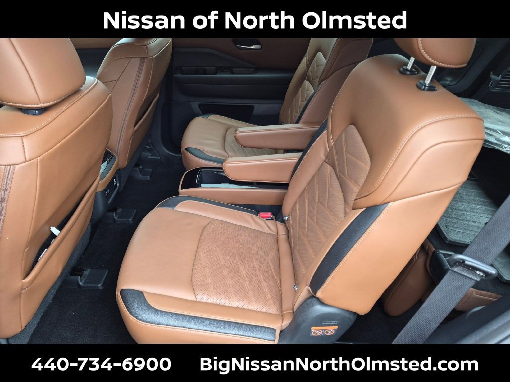 Certified 2024 Nissan Pathfinder Platinum w/ Lighting Package (N93) AWD/4WD image 27
