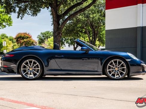 Used 2018 Porsche 911 Carrera RWD image 10