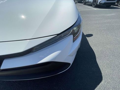 Used 2025 Toyota Corolla LE image 14