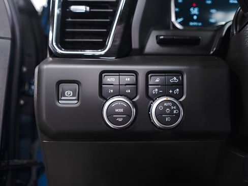 Used 2024 GMC Sierra 2500 Denali Ultimate image 21