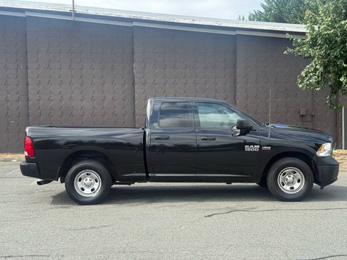 Used 2019 RAM 1500 Tradesman RWD image 4