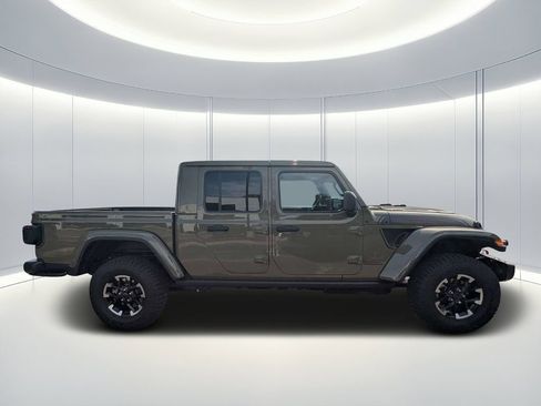 New 2026 Jeep Gladiator Rubicon AWD/4WD image 3