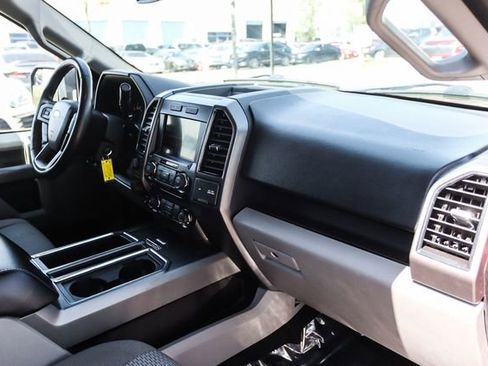 Used 2017 Ford F150 XLT w/ Equipment Group 302A Luxury AWD/4WD image 61