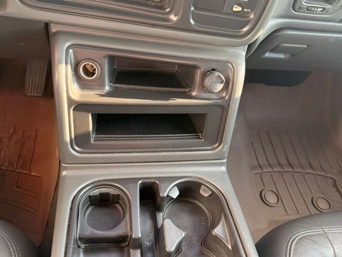 Used 2004 Chevrolet Silverado 1500 LT w/ Light Duty Power Package image 18