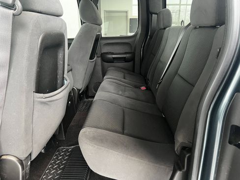 Used 2009 GMC Sierra 1500 SLE w/ Power Pack Plus image 17