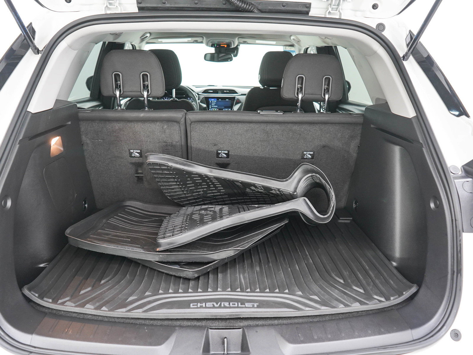Used 2023 Chevrolet TrailBlazer LT w/ Convenience Package AWD/4WD image 10