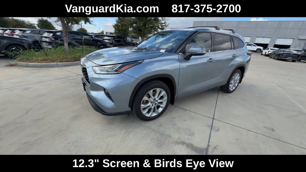 Used 2021 Toyota Highlander Limited FWD image 4