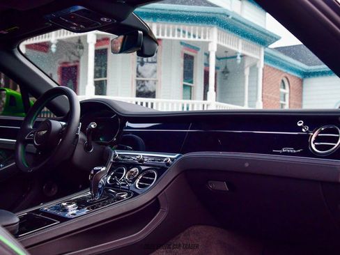 Used 2022 Bentley Continental GT Speed image 32