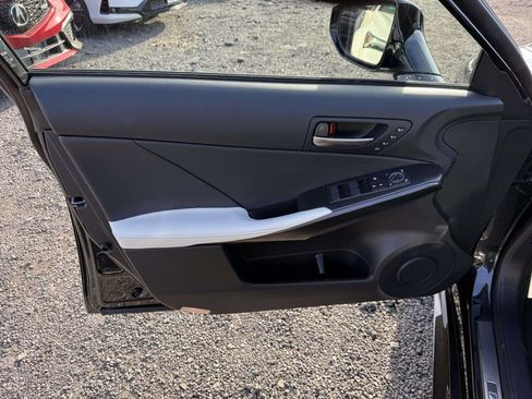 Used 2025 Lexus IS 350 F Sport image 12