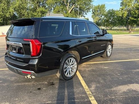 Used 2023 GMC Yukon Denali w/ Denali Reserve Package AWD/4WD image 3