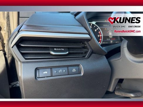 Used 2024 Nissan Altima 2.5 SV image 13