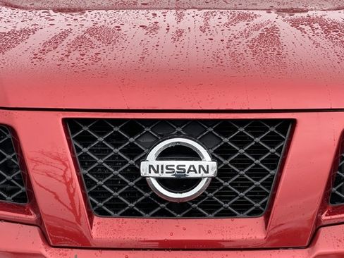 Used 2012 Nissan Frontier PRO-4X w/ Pro-4x Luxury Pkg image 9