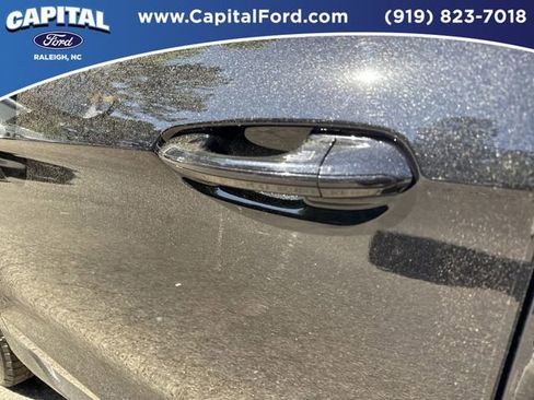 Certified 2024 Ford Edge SEL w/ Convenience Package image 12