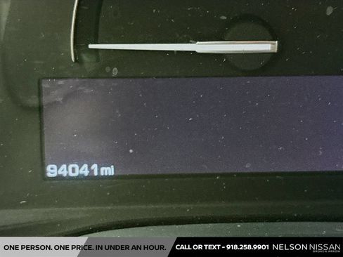 Used 2017 Cadillac XT5 FWD image 12