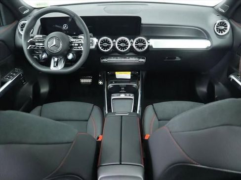 New 2026 Mercedes-Benz GLB 35 AMG 4MATIC image 14
