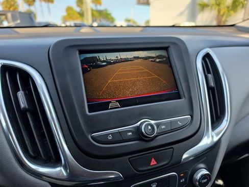Used 2019 Chevrolet Equinox LT FWD image 26