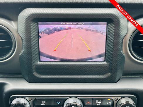 Used 2023 Jeep Wrangler Unlimited Sport AWD/4WD image 5