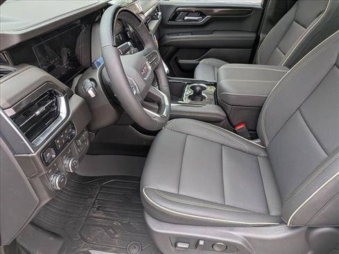 New 2026 GMC Yukon XL Elevation w/ Elevation Premium Package AWD/4WD image 4
