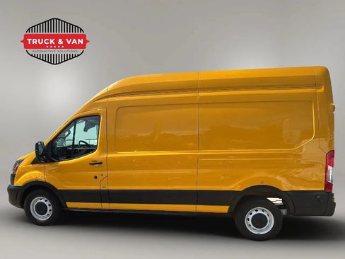 Used 2023 Ford Transit 250 148 High Roof w/ Load Area Protection Package RWD image 2