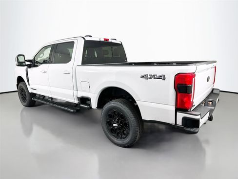 New 2026 Ford F250 Lariat w/ Black Appearance Package image 5