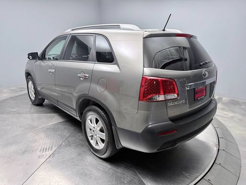 Used 2011 Kia Sorento LX w/ Convenience Pkg AWD/4WD image 7