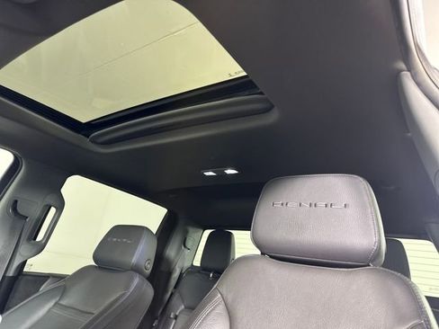 Used 2022 GMC Sierra 2500 Denali w/ Denali Ultimate Package image 12