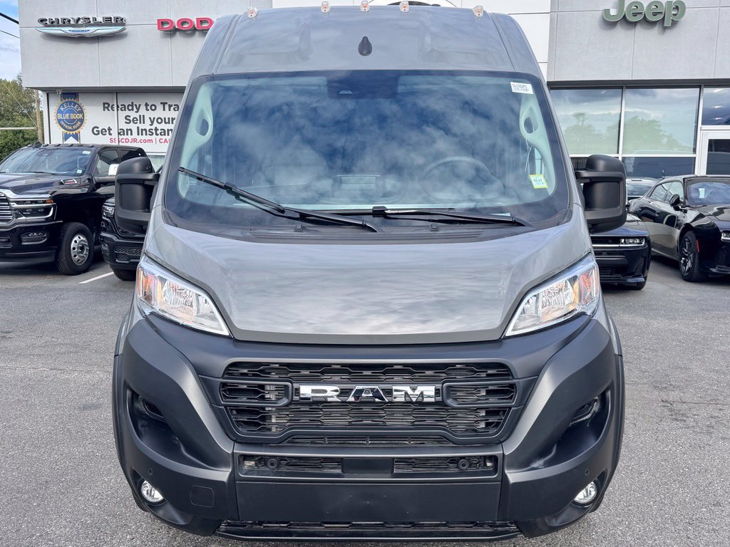 Used 2026 RAM ProMaster 2500 w/ Safety Group FWD image 2