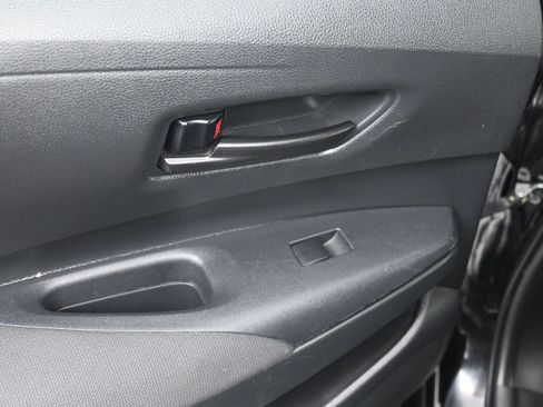Used 2023 Toyota Corolla LE FWD image 15