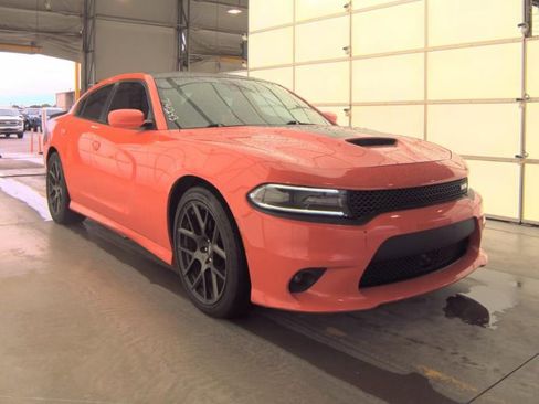 Used 2018 Dodge Charger R/T image 4