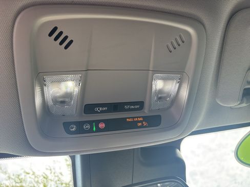 Used 2023 Chevrolet Malibu LT FWD image 19