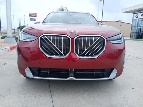 New 2025 BMW X3 xDrive30i w/ Convenience Package image 2